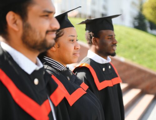 Earning Degrees With Online Options: A Modern Guide